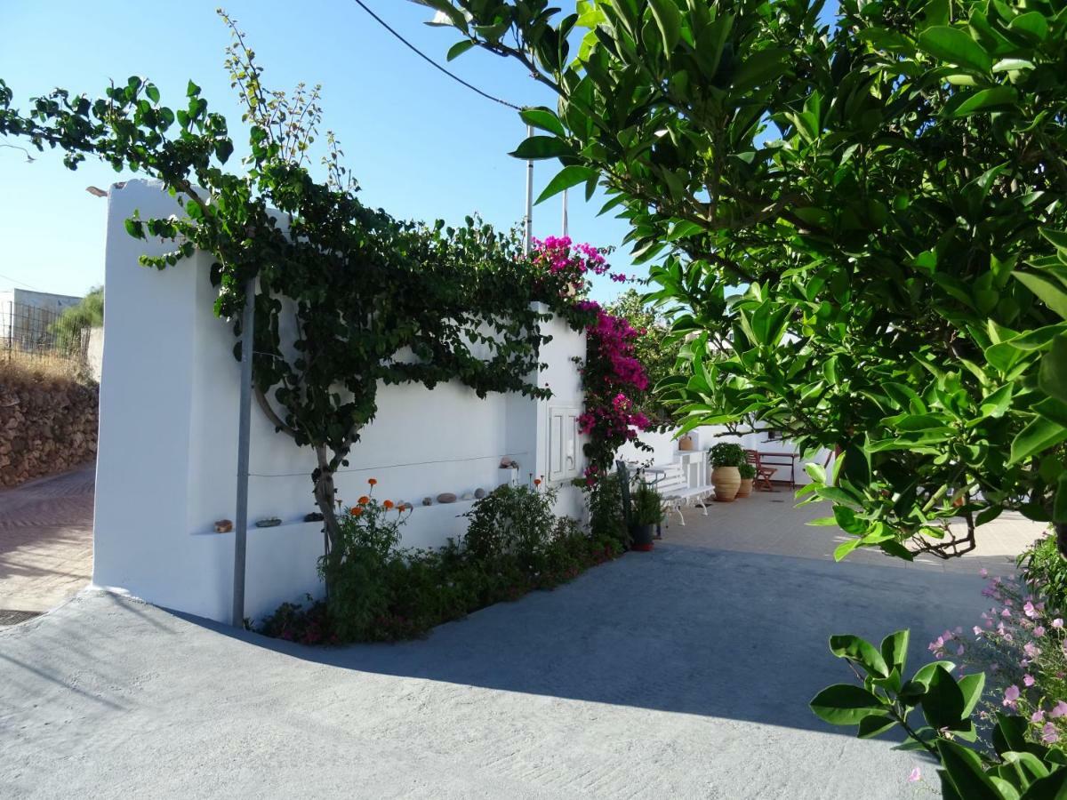 Matilda Milos - Cycladic Living Apartman Triovászalosz Kültér fotó
